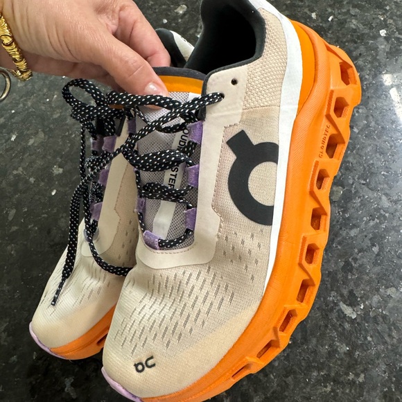 On Running Shoes - On Running Cloudmonster Sneakers in Fawn/Tumeric